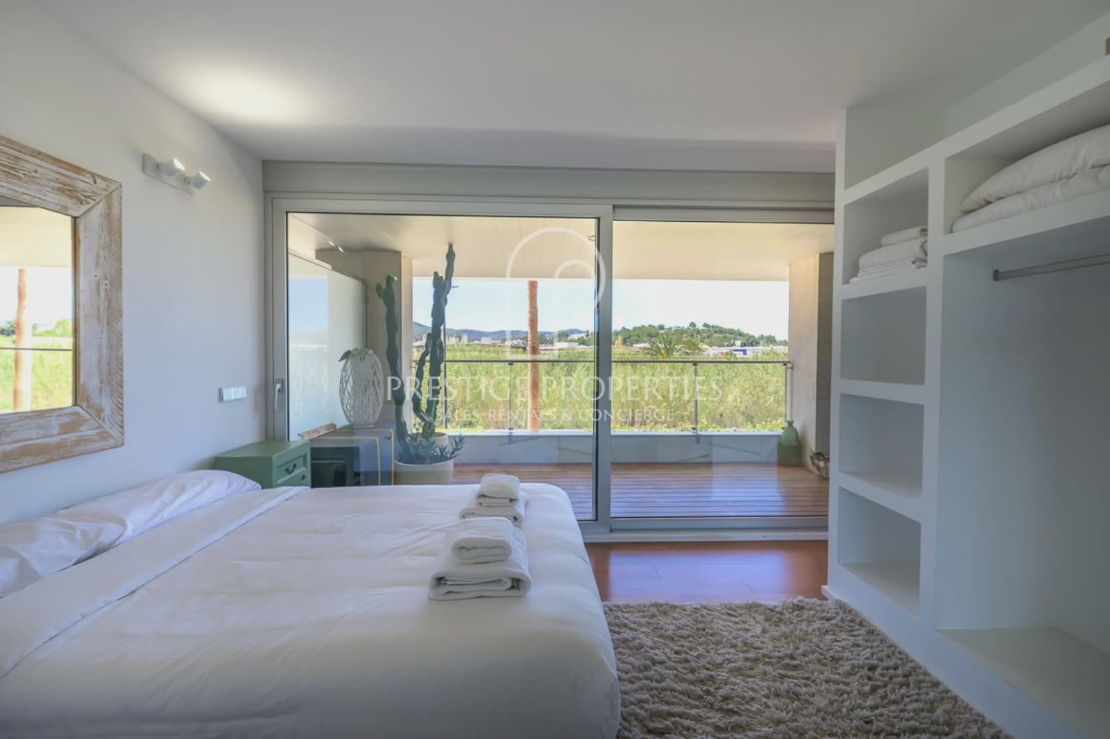 1 sypialnia Apartament na sprzedaż w Miasto Ibiza / Eivissa z basenem garażem - 520 000 € (Ref: 9863902)