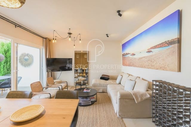 3 sypialnia Dom szeregowy na sprzedaż w Santa Eulalia / Santa Eularia z basenem garażem - 895 000 € (Ref: 9875560)