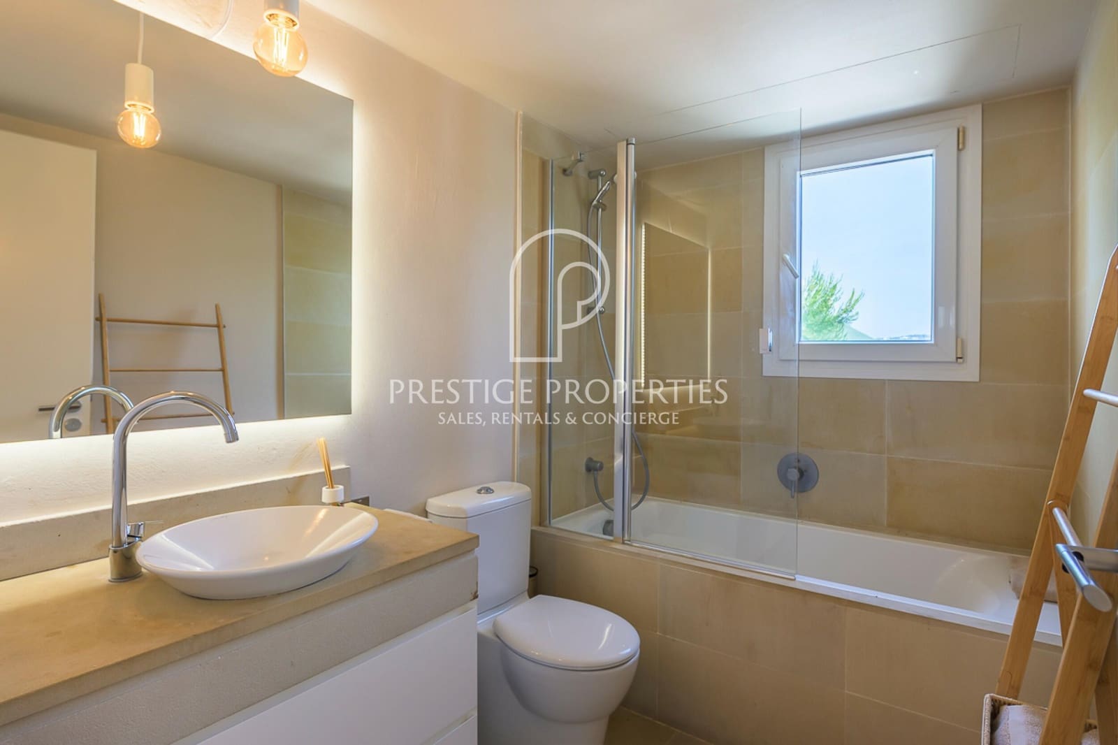 3 bedroom Terraced Villa for sale in Santa Eulalia / Santa Eularia with pool garage - € 895,000 (Ref: 9875560)
