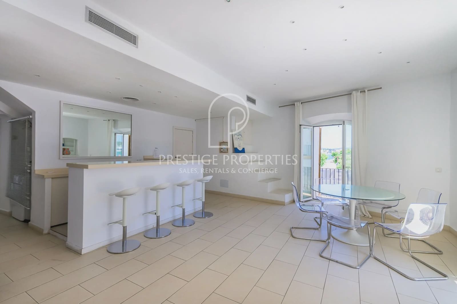 3 soveværelse Lejlighed til salg i Ibiza by - € 990.000 (Ref: 9877765)