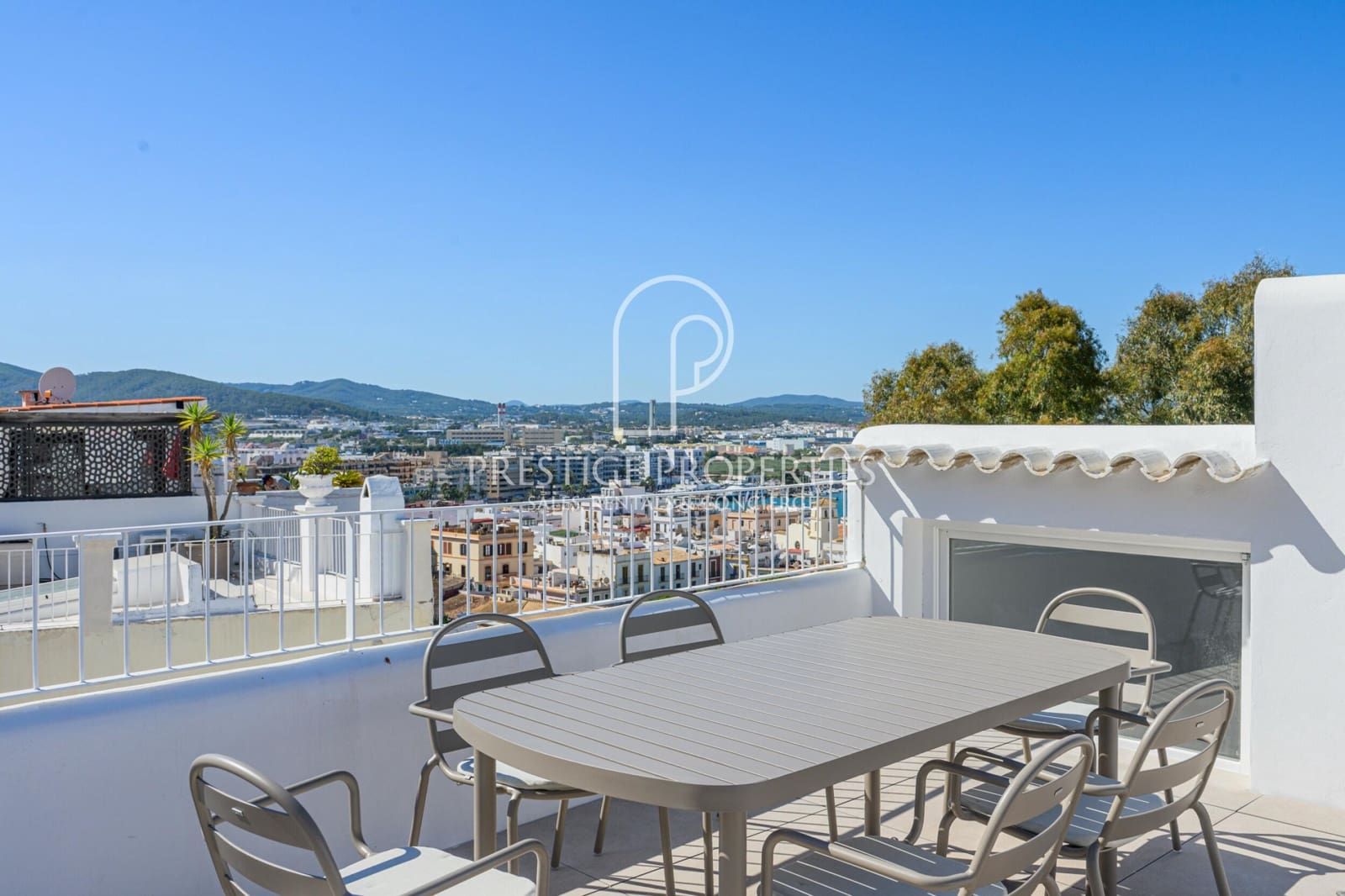 4 soveværelse Lejlighed til salg i Ibiza by - € 1.950.000 (Ref: 9877766)