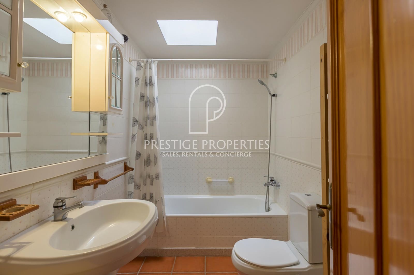 3 bedroom Terraced Villa for sale in Santa Eulalia / Santa Eularia with pool garage - € 1,150,000 (Ref: 9877767)