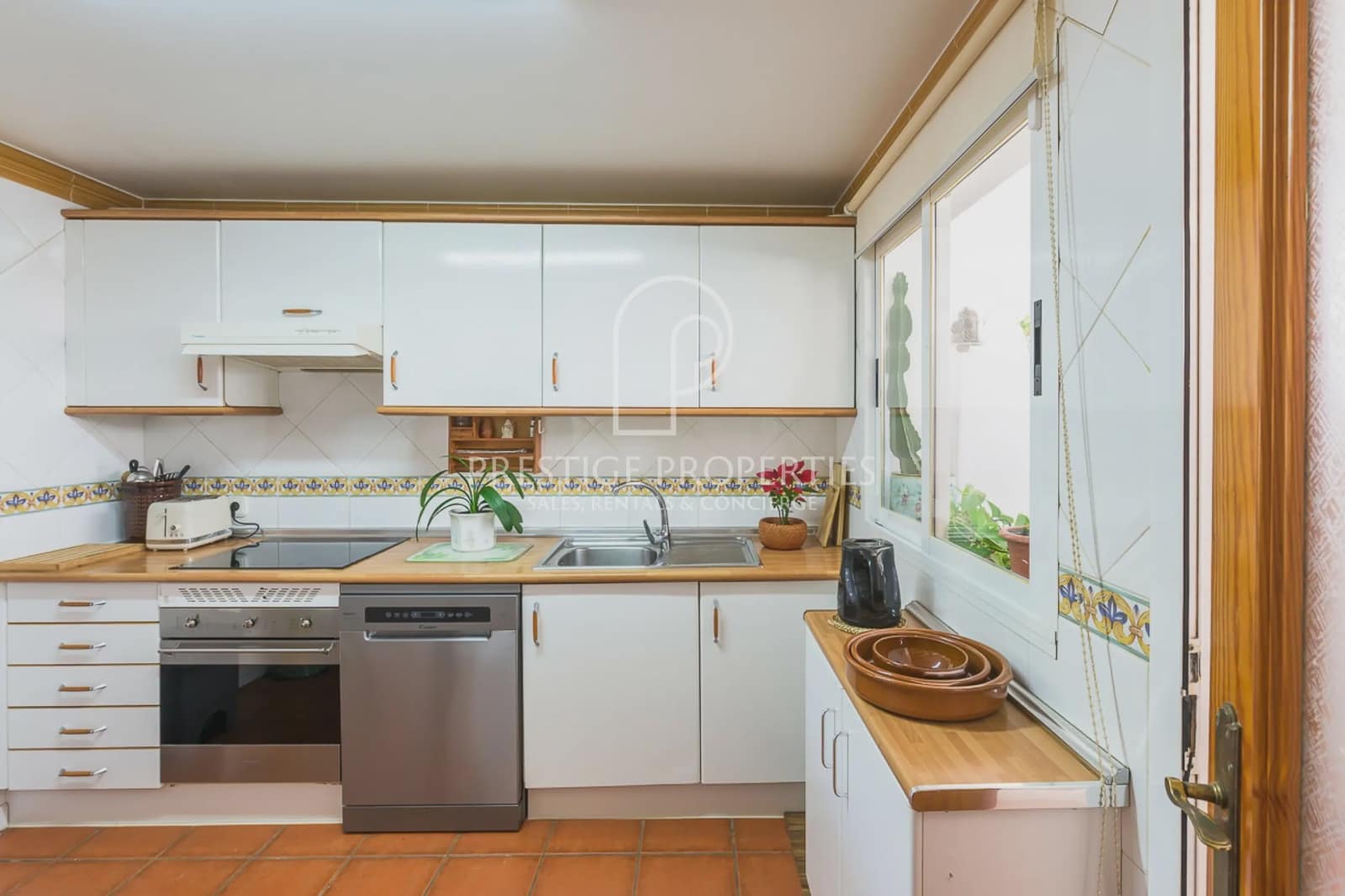 3 bedroom Terraced Villa for sale in Santa Eulalia / Santa Eularia with pool garage - € 1,150,000 (Ref: 9877767)