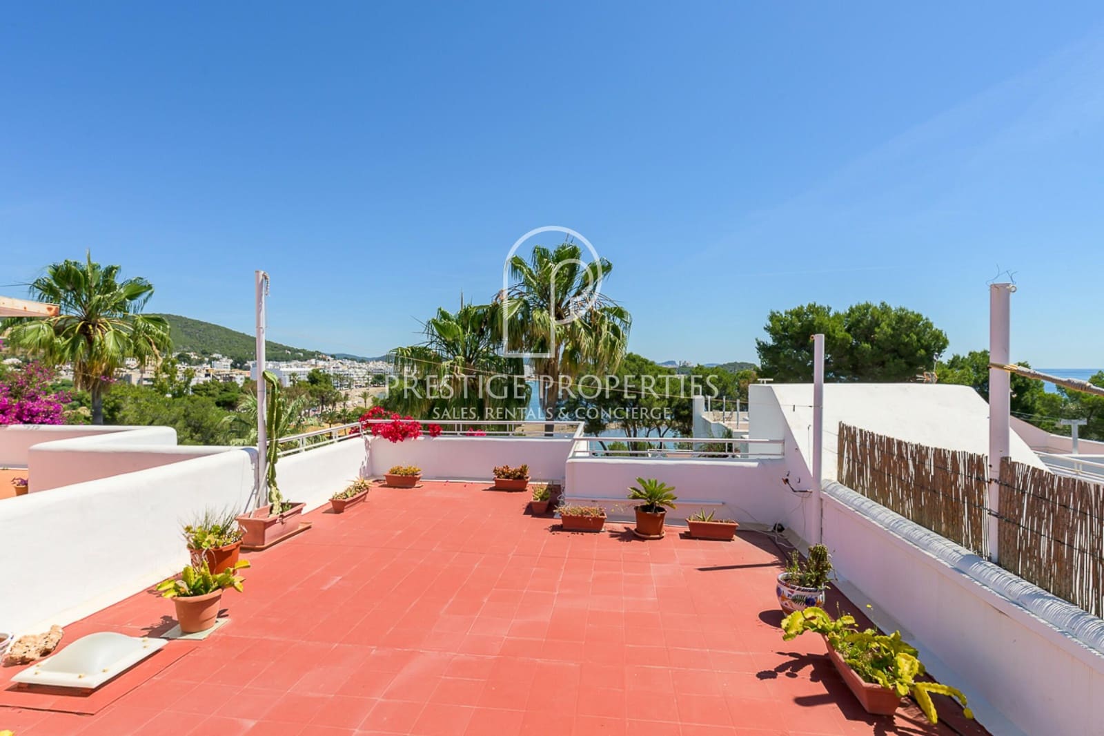 3 bedroom Terraced Villa for sale in Santa Eulalia / Santa Eularia with pool garage - € 1,150,000 (Ref: 9877767)