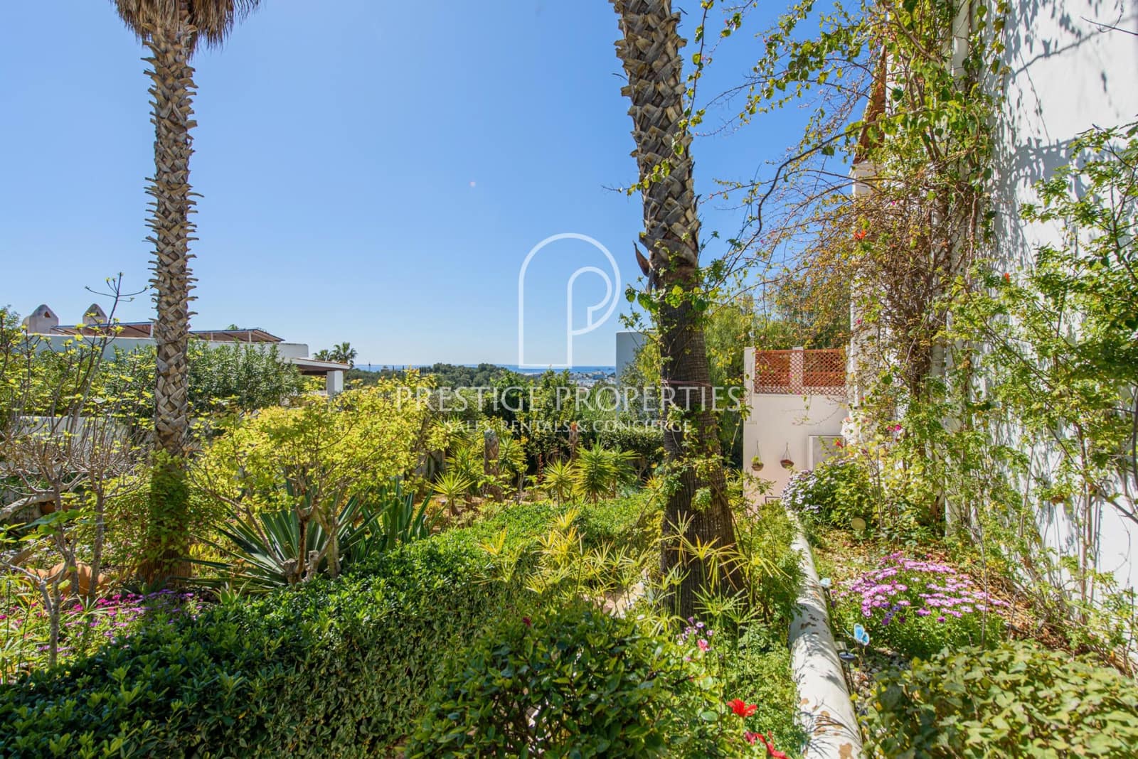 3 bedroom Villa for sale in Santa Eulalia / Santa Eularia with pool garage - € 2,600,000 (Ref: 9877768)