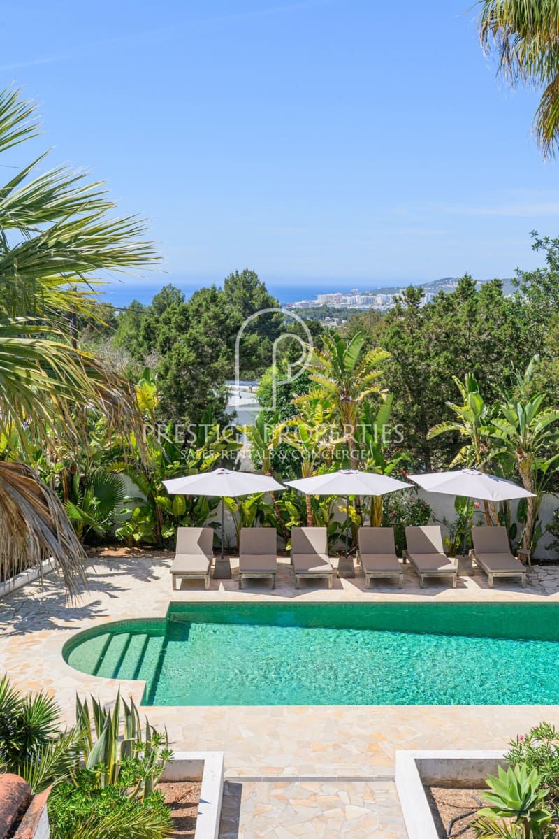 4 bedroom Villa for sale in Sant Antoni de Portmany with pool garage - € 3,200,000 (Ref: 9883872)
