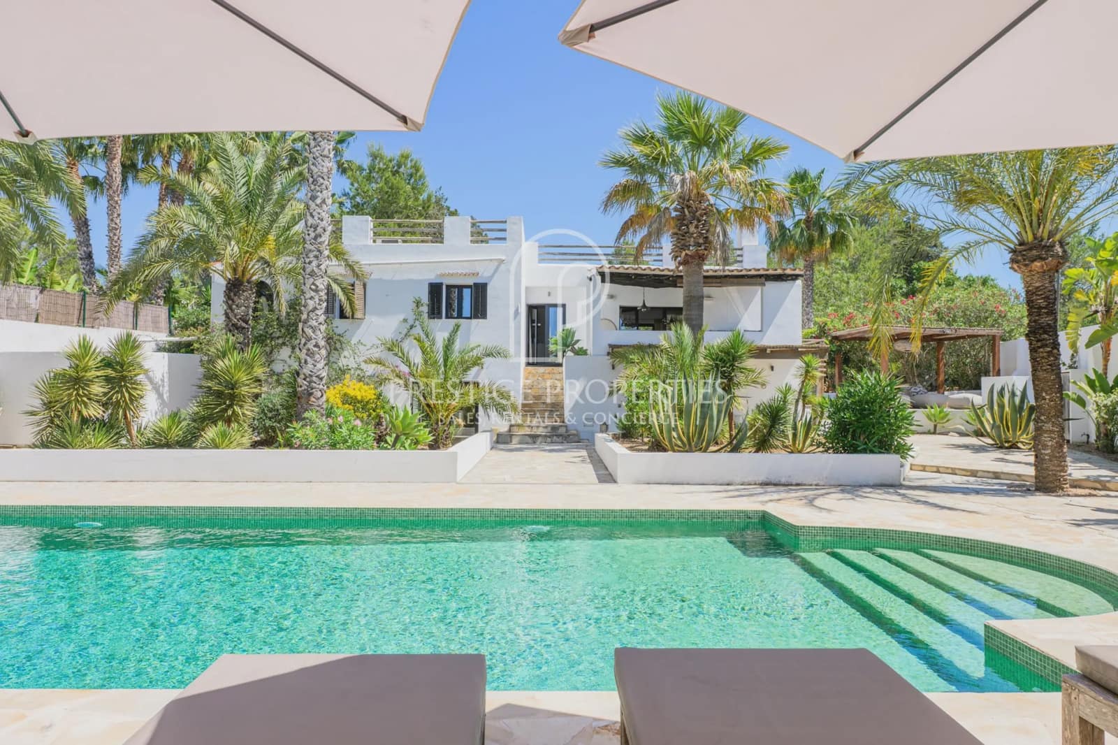 4 bedroom Villa for sale in Sant Antoni de Portmany with pool garage - € 3,200,000 (Ref: 9883872)