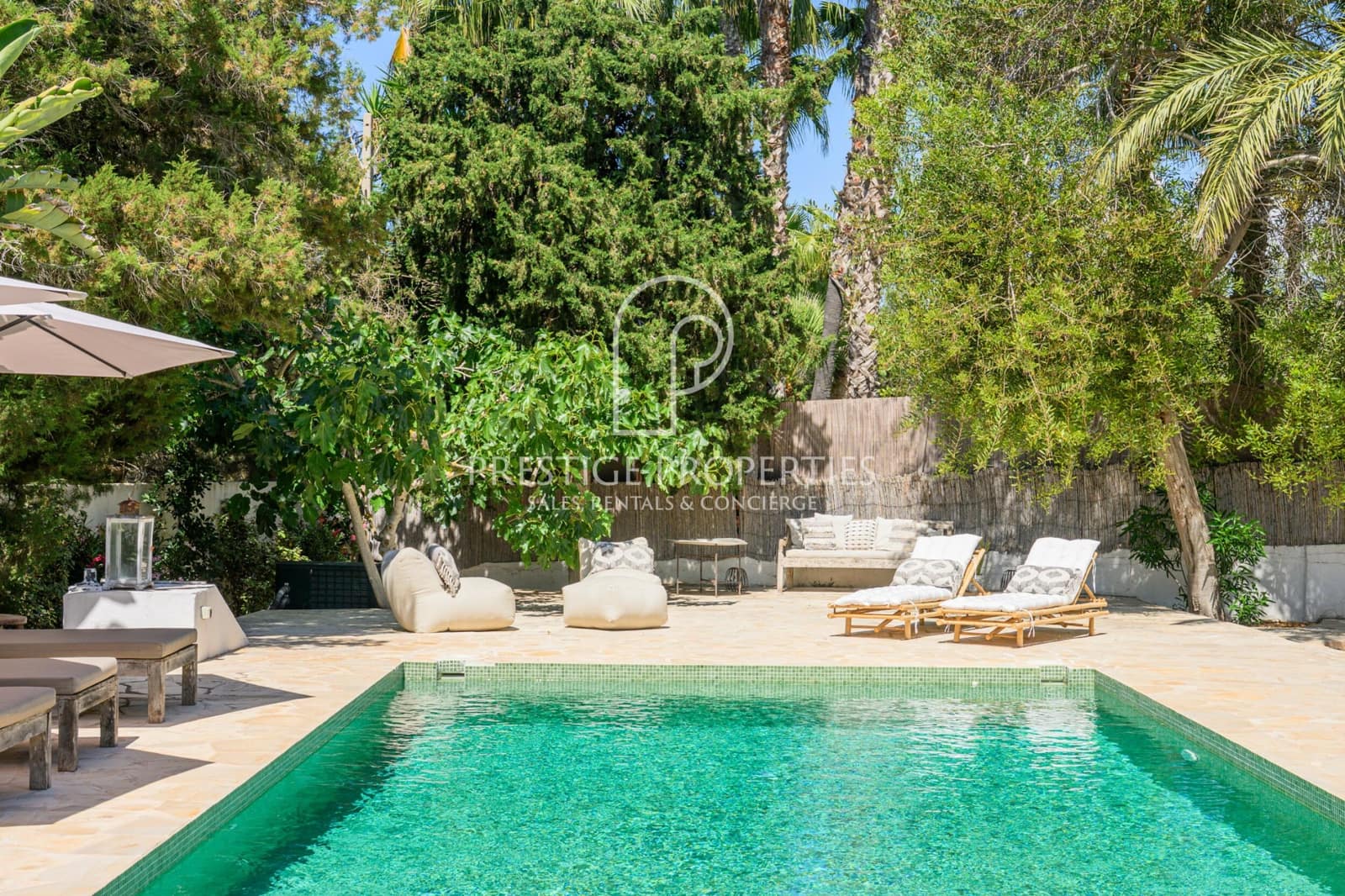 4 bedroom Villa for sale in Sant Antoni de Portmany with pool garage - € 3,200,000 (Ref: 9883872)