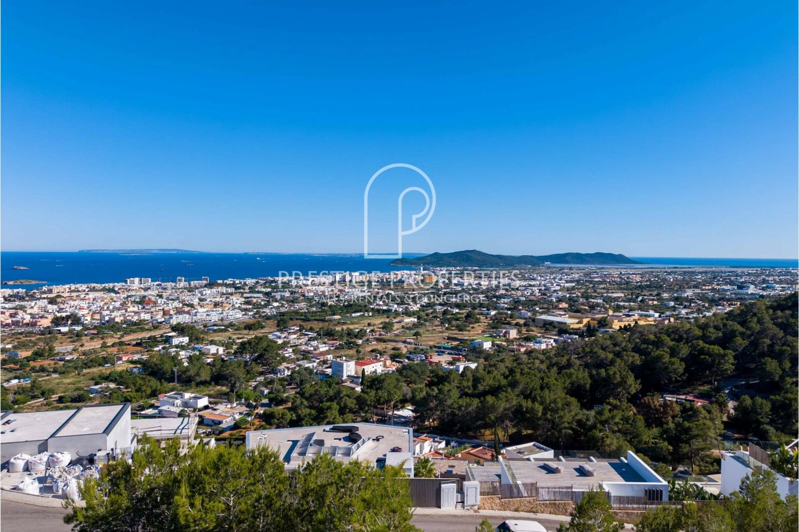 Ubebygd land til salgs i Ibiza by - € 3 200 000 (Ref: 9889630)