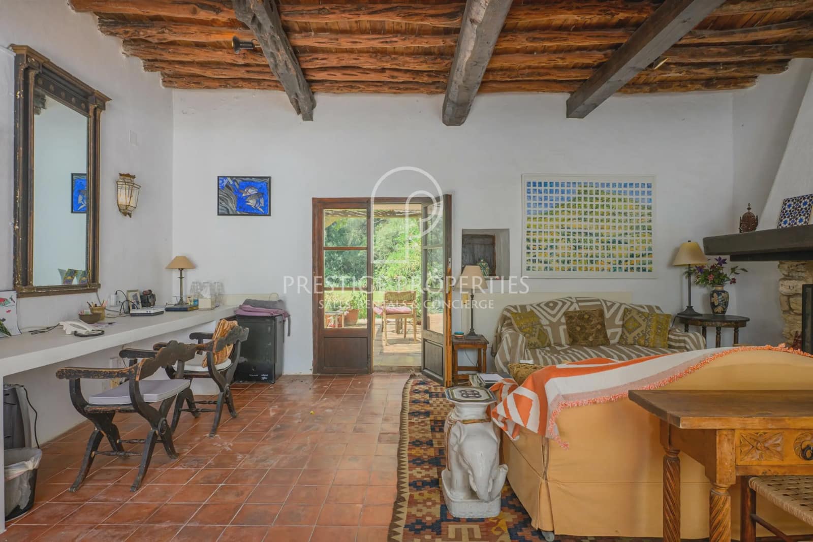 5 soveværelse Finca/Landehus til salg i Santa Eulalia / Santa Eularia med swimmingpool garage - € 3.700.000 (Ref: 9926606)
