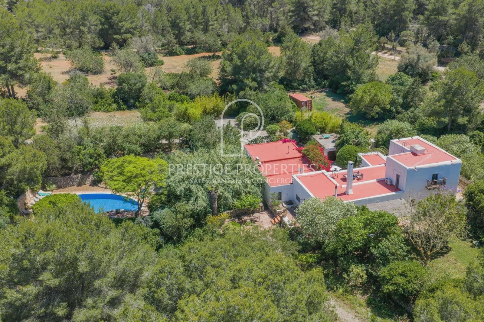5 soveværelse Finca/Landehus til salg i Santa Eulalia / Santa Eularia med swimmingpool garage - € 3.700.000 (Ref: 9926606)
