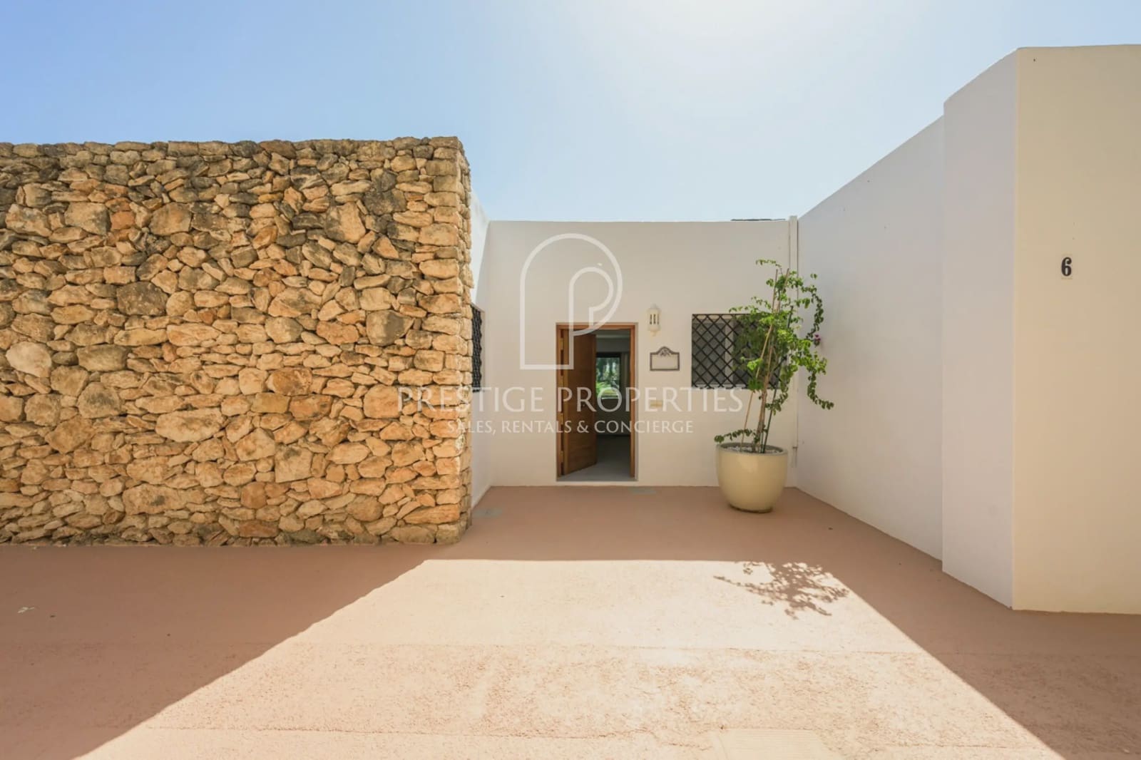 2 bedroom Terraced Villa for sale in Santa Eulalia / Santa Eularia with pool garage - € 1,400,000 (Ref: 9928628)