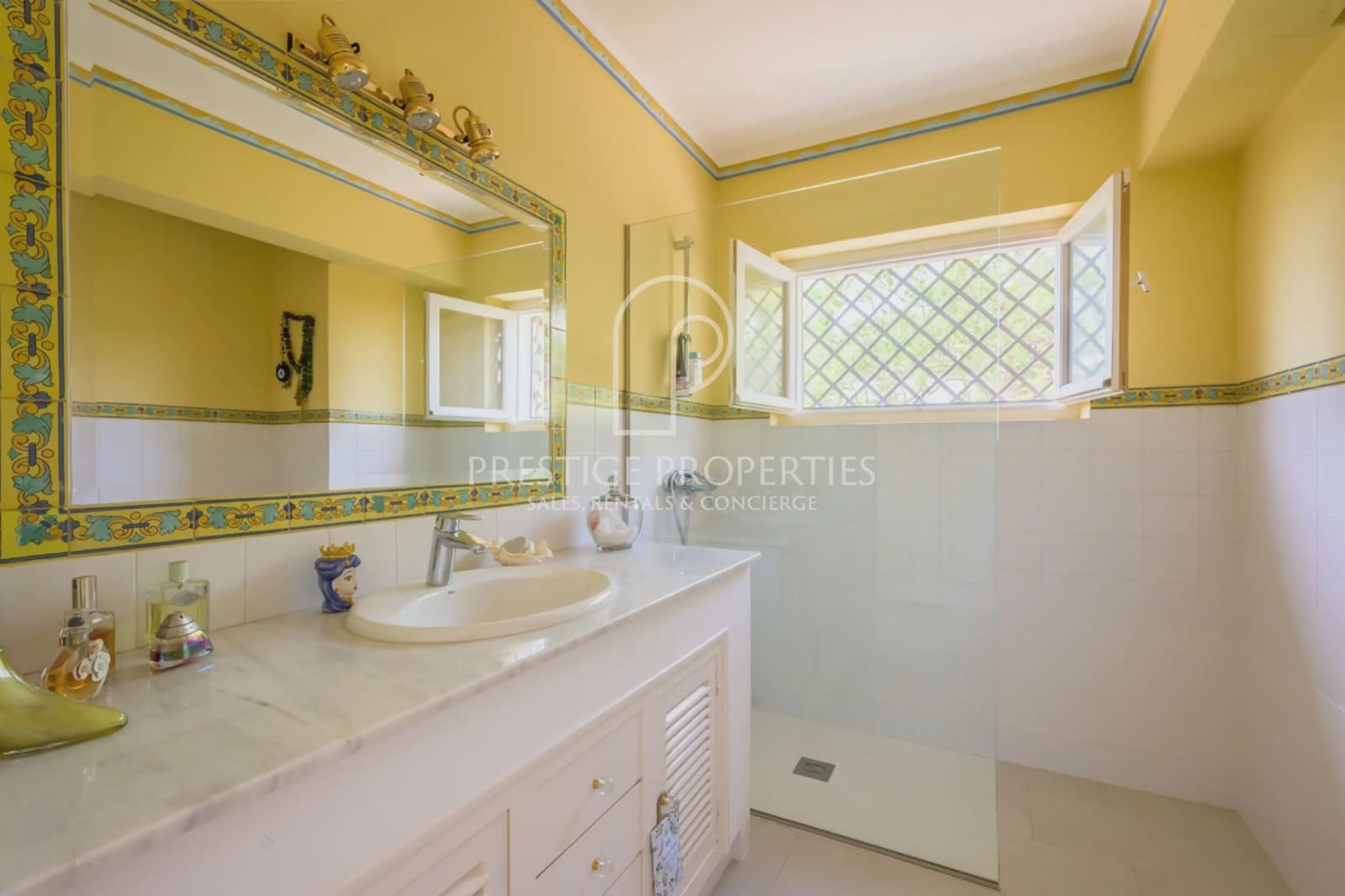 2 bedroom Terraced Villa for sale in Santa Eulalia / Santa Eularia with pool garage - € 1,400,000 (Ref: 9928628)
