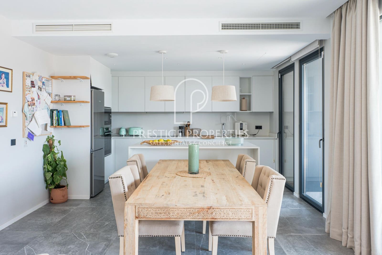 3 bedroom Apartment for sale in Santa Eulalia / Santa Eularia with pool garage - € 1,400,000 (Ref: 9953620)