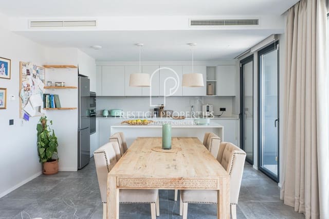 3 sypialnia Apartament na sprzedaż w Santa Eulalia / Santa Eularia z basenem garażem - 1 400 000 € (Ref: 9953620)