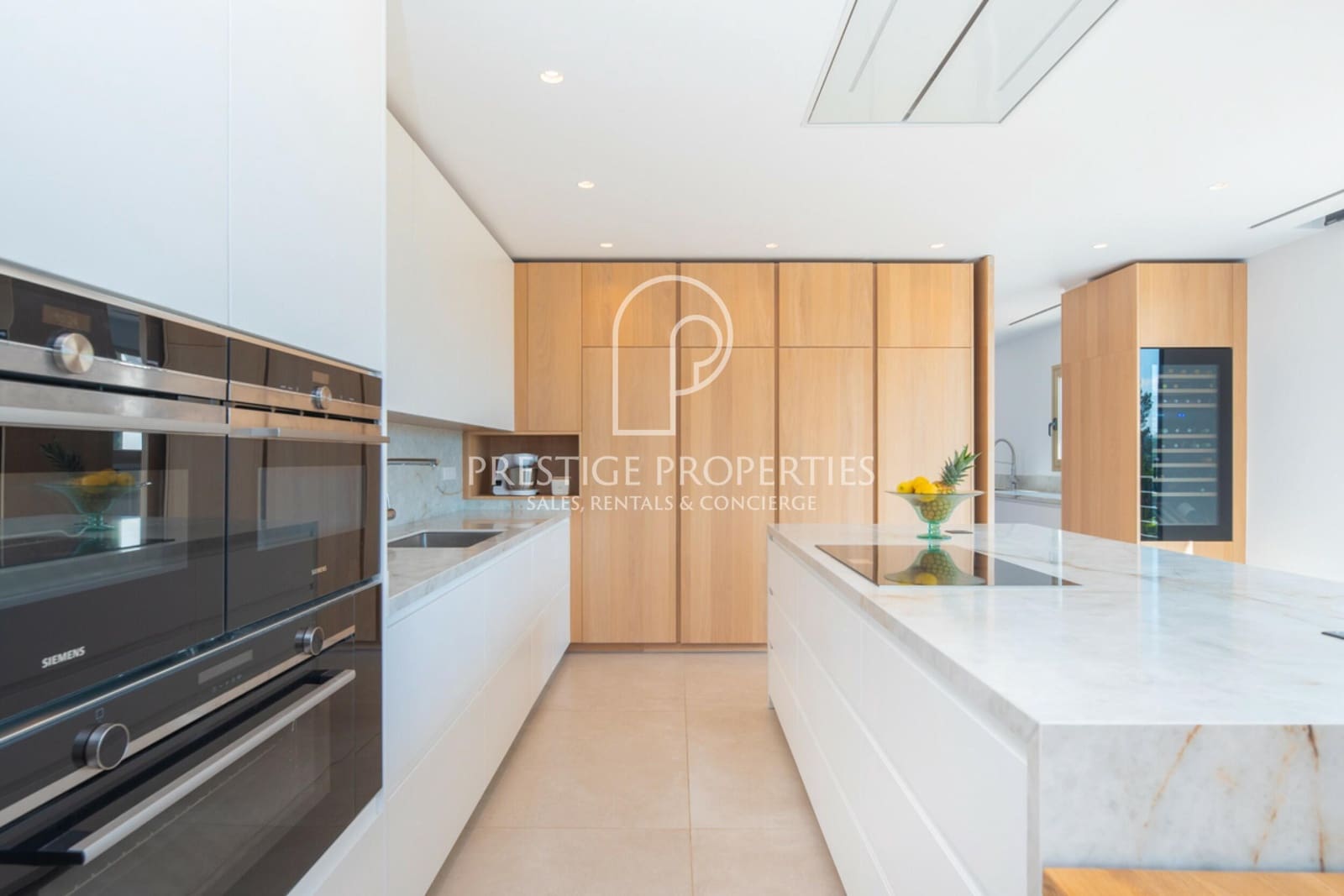 Chalet de 9 habitaciones en Santa Eulalia / Santa Eularia en venta con piscina garaje - 7.500.000 € (Ref: 9956687)