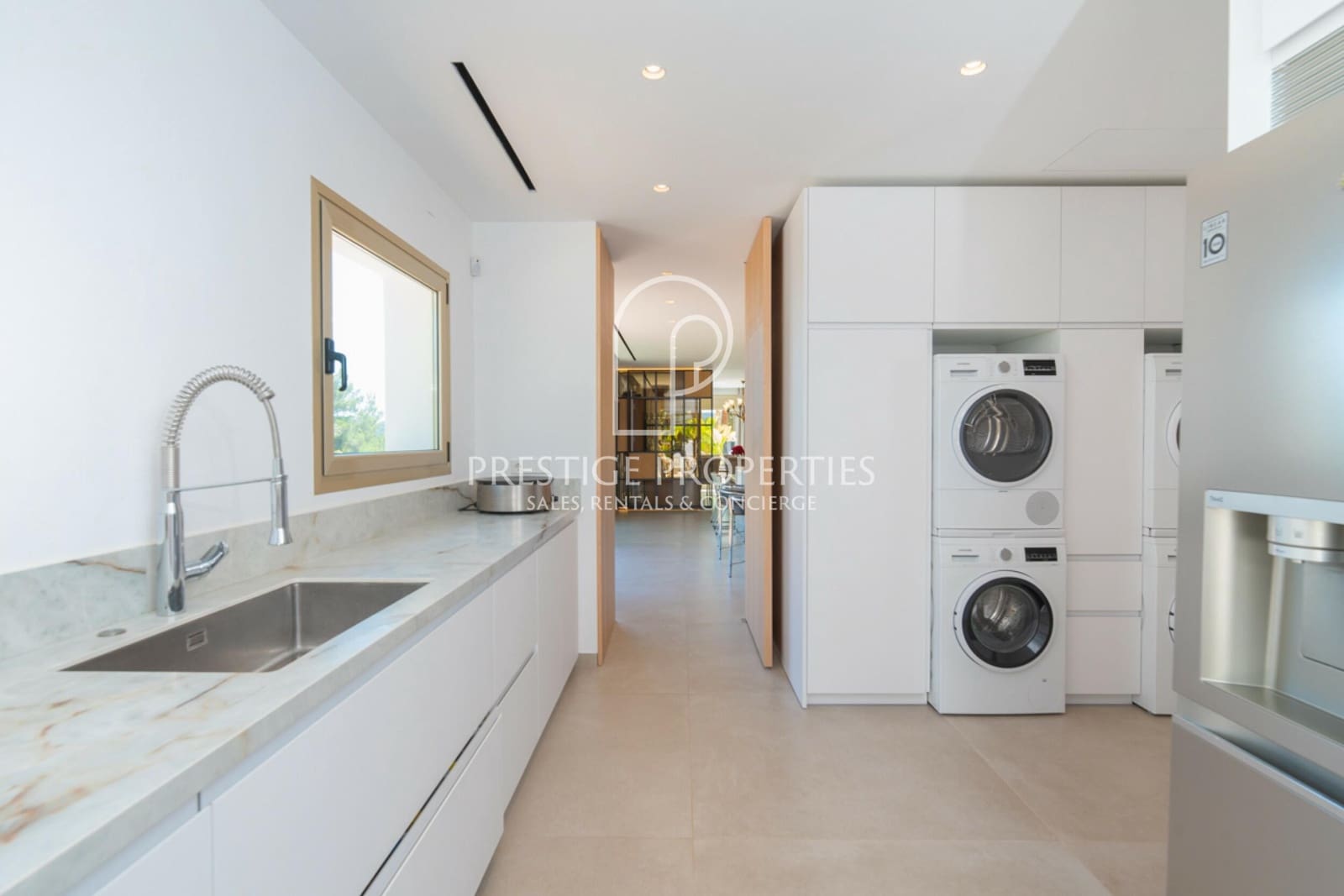 Chalet de 9 habitaciones en Santa Eulalia / Santa Eularia en venta con piscina garaje - 7.500.000 € (Ref: 9956687)