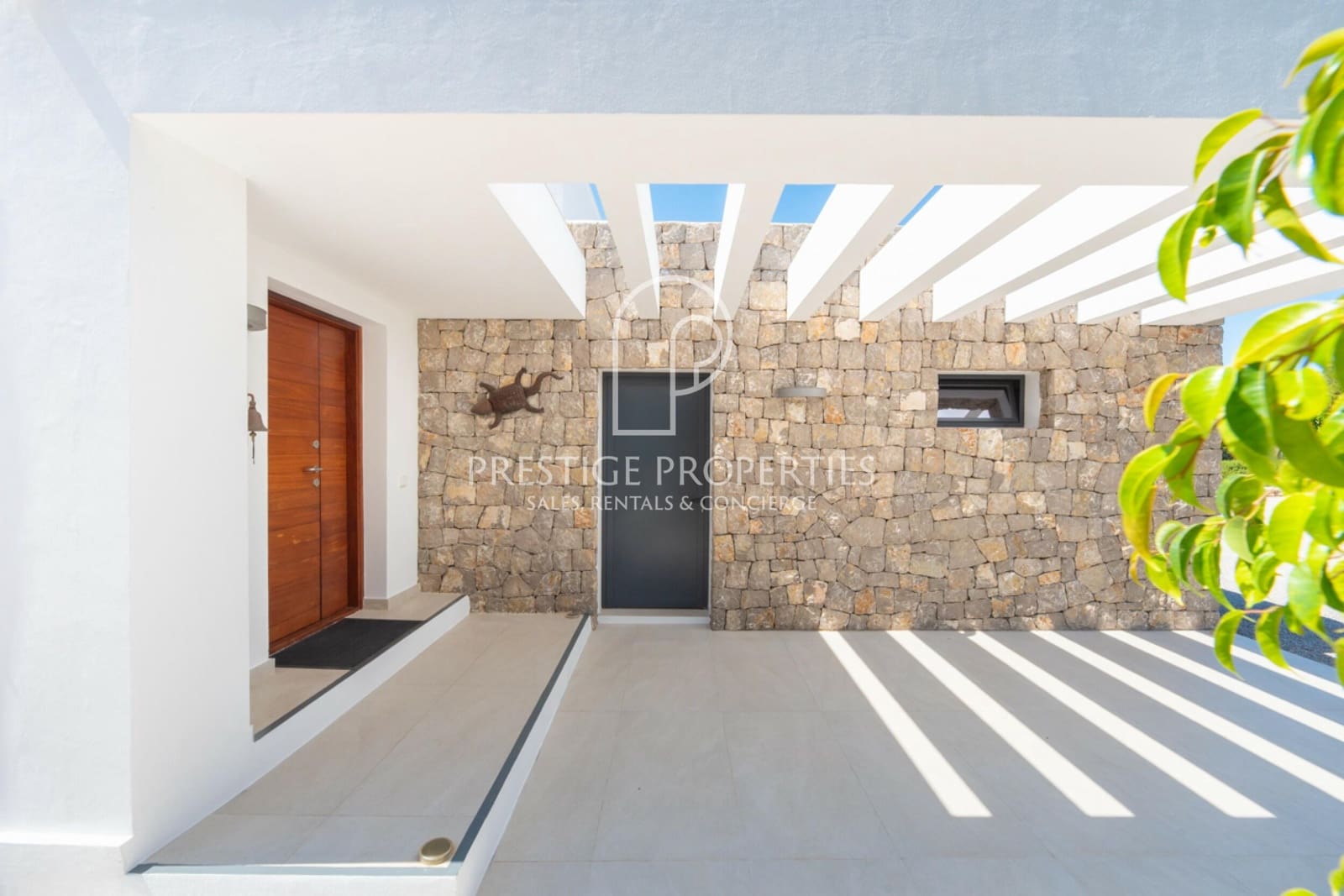 Chalet de 9 habitaciones en Santa Eulalia / Santa Eularia en venta con piscina garaje - 7.500.000 € (Ref: 9956687)