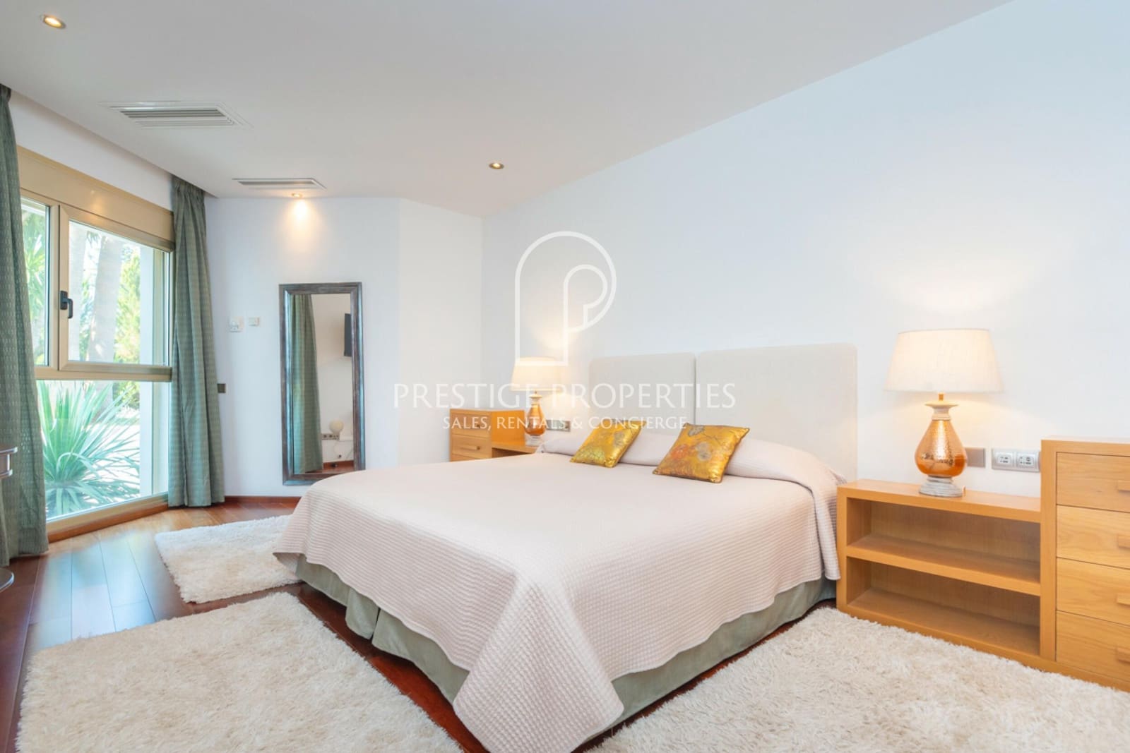 Chalet de 9 habitaciones en Santa Eulalia / Santa Eularia en venta con piscina garaje - 7.500.000 € (Ref: 9956687)