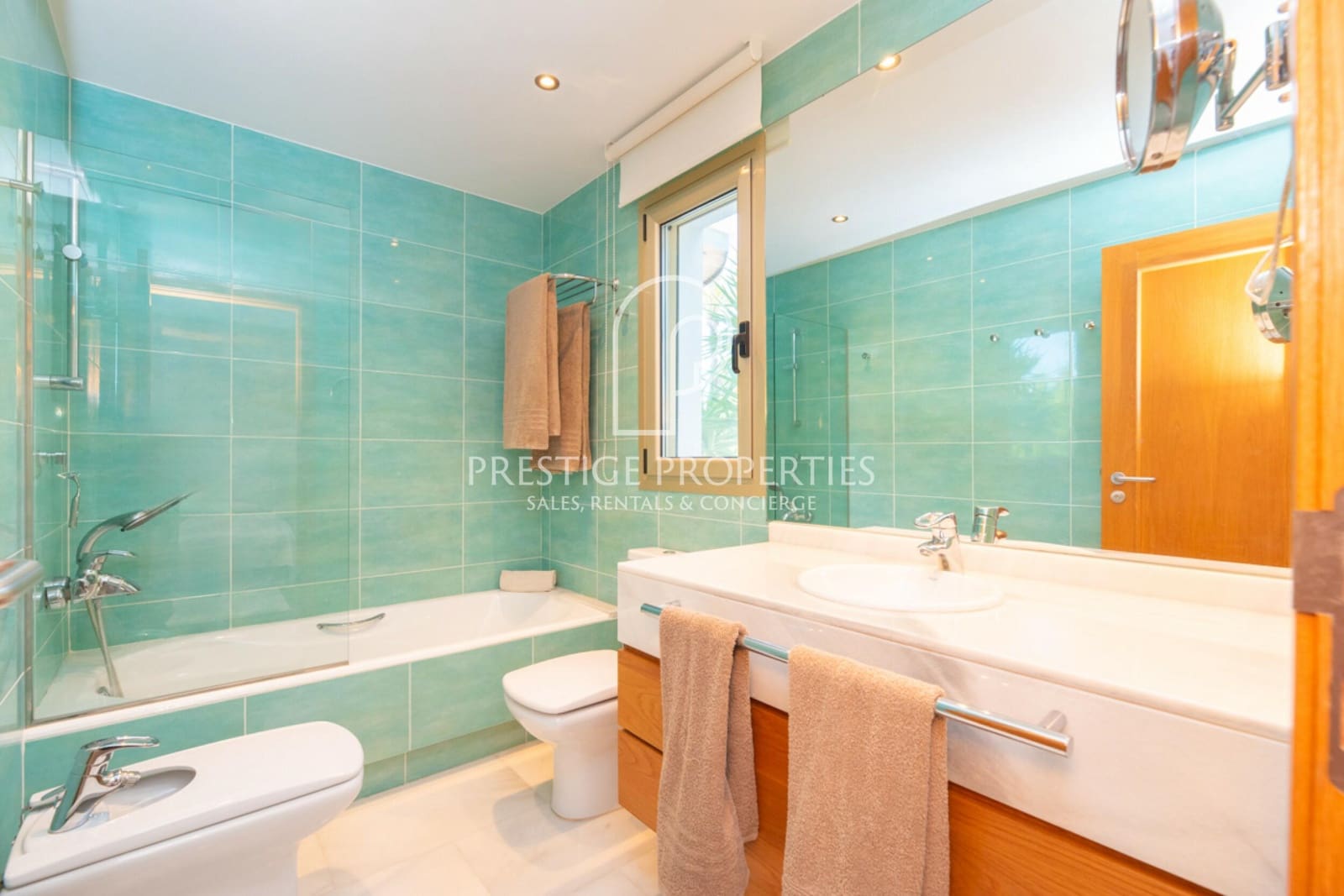 Chalet de 9 habitaciones en Santa Eulalia / Santa Eularia en venta con piscina garaje - 7.500.000 € (Ref: 9956687)
