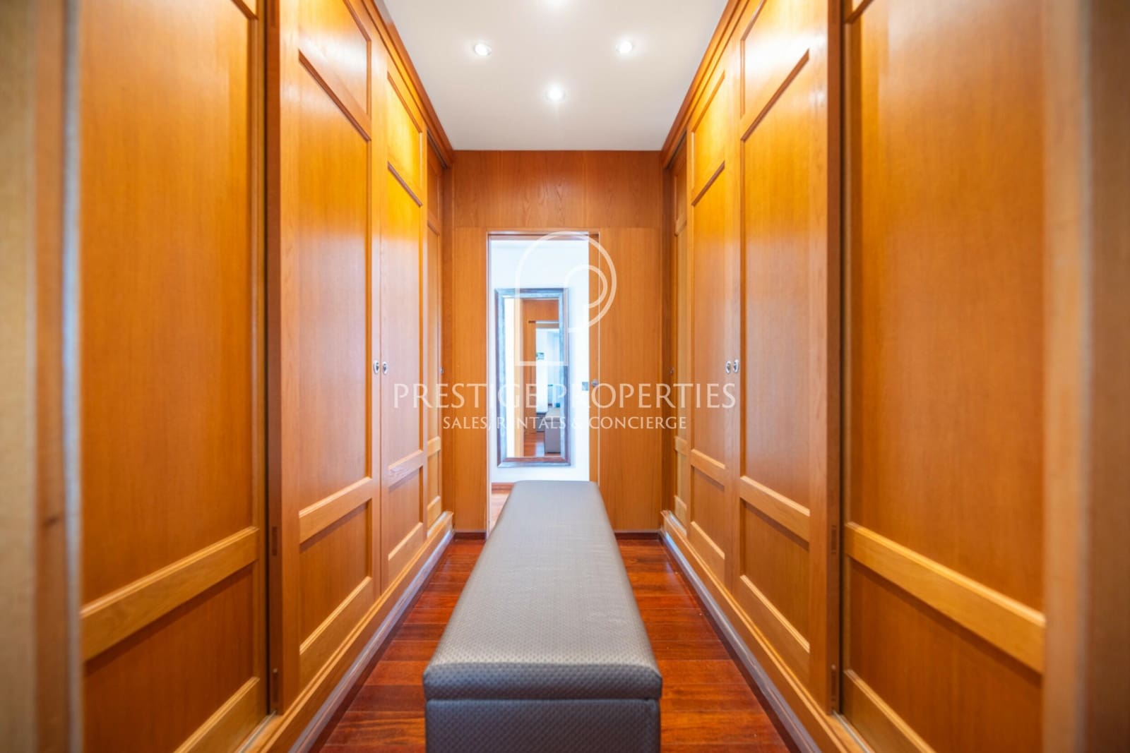 Chalet de 9 habitaciones en Santa Eulalia / Santa Eularia en venta con piscina garaje - 7.500.000 € (Ref: 9956687)
