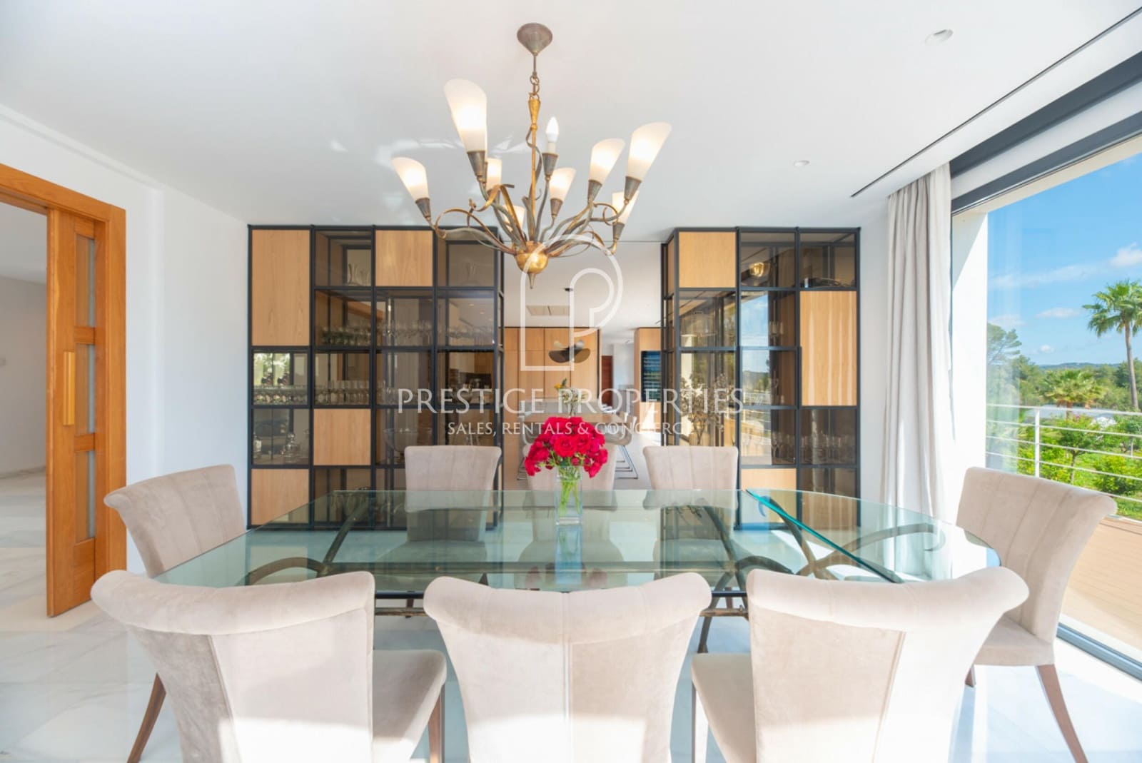 Chalet de 9 habitaciones en Santa Eulalia / Santa Eularia en venta con piscina garaje - 7.500.000 € (Ref: 9956687)