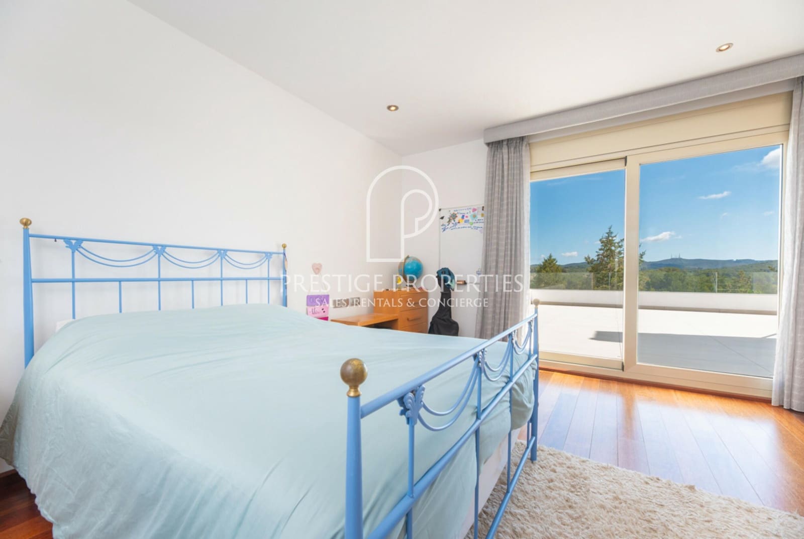 Chalet de 9 habitaciones en Santa Eulalia / Santa Eularia en venta con piscina garaje - 7.500.000 € (Ref: 9956687)