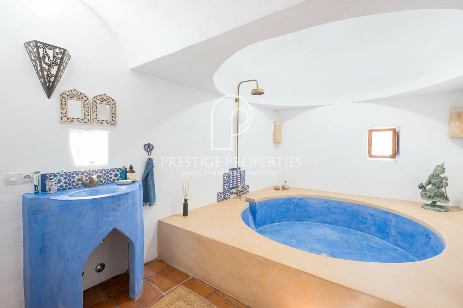 5 bedroom Finca/Country House for sale in Santa Eulalia / Santa Eularia with garage - € 3,500,000 (Ref: 9961837)