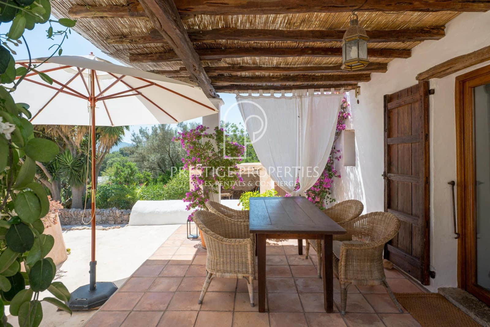 5 bedroom Finca/Country House for sale in Santa Eulalia / Santa Eularia with garage - € 3,500,000 (Ref: 9961837)
