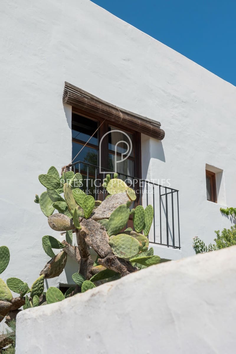 5 bedroom Finca/Country House for sale in Santa Eulalia / Santa Eularia with garage - € 3,500,000 (Ref: 9961837)
