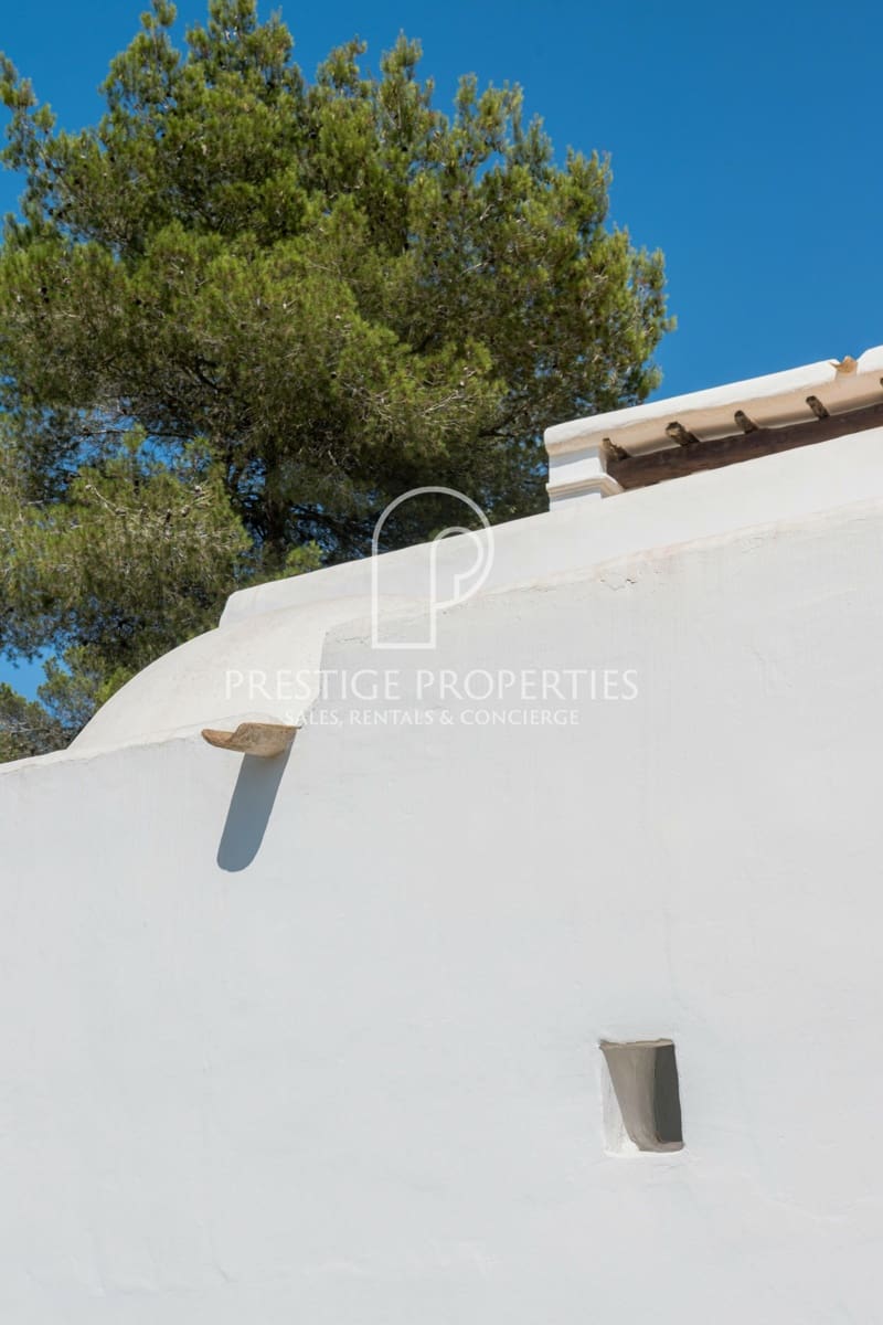 5 bedroom Finca/Country House for sale in Santa Eulalia / Santa Eularia with garage - € 3,500,000 (Ref: 9961837)