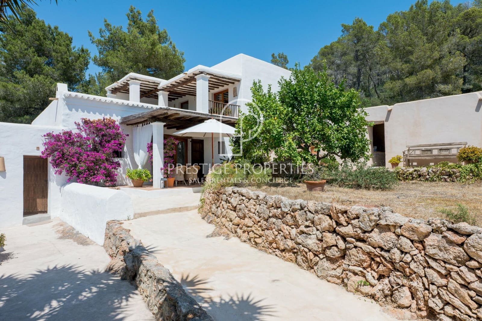 5 bedroom Finca/Country House for sale in Santa Eulalia / Santa Eularia with garage - € 3,500,000 (Ref: 9961837)