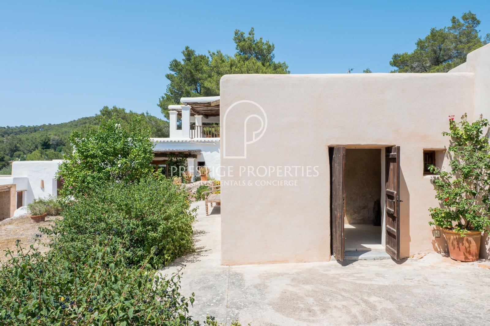 5 bedroom Finca/Country House for sale in Santa Eulalia / Santa Eularia with garage - € 3,500,000 (Ref: 9961837)