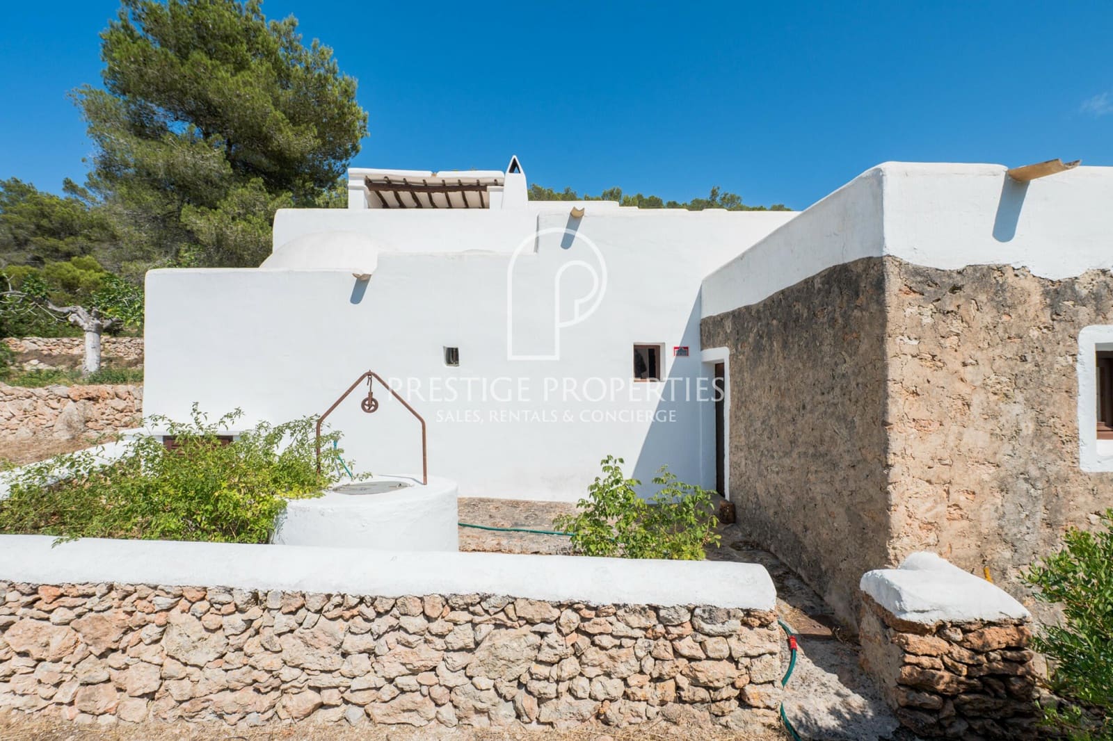 5 bedroom Finca/Country House for sale in Santa Eulalia / Santa Eularia with garage - € 3,500,000 (Ref: 9961837)