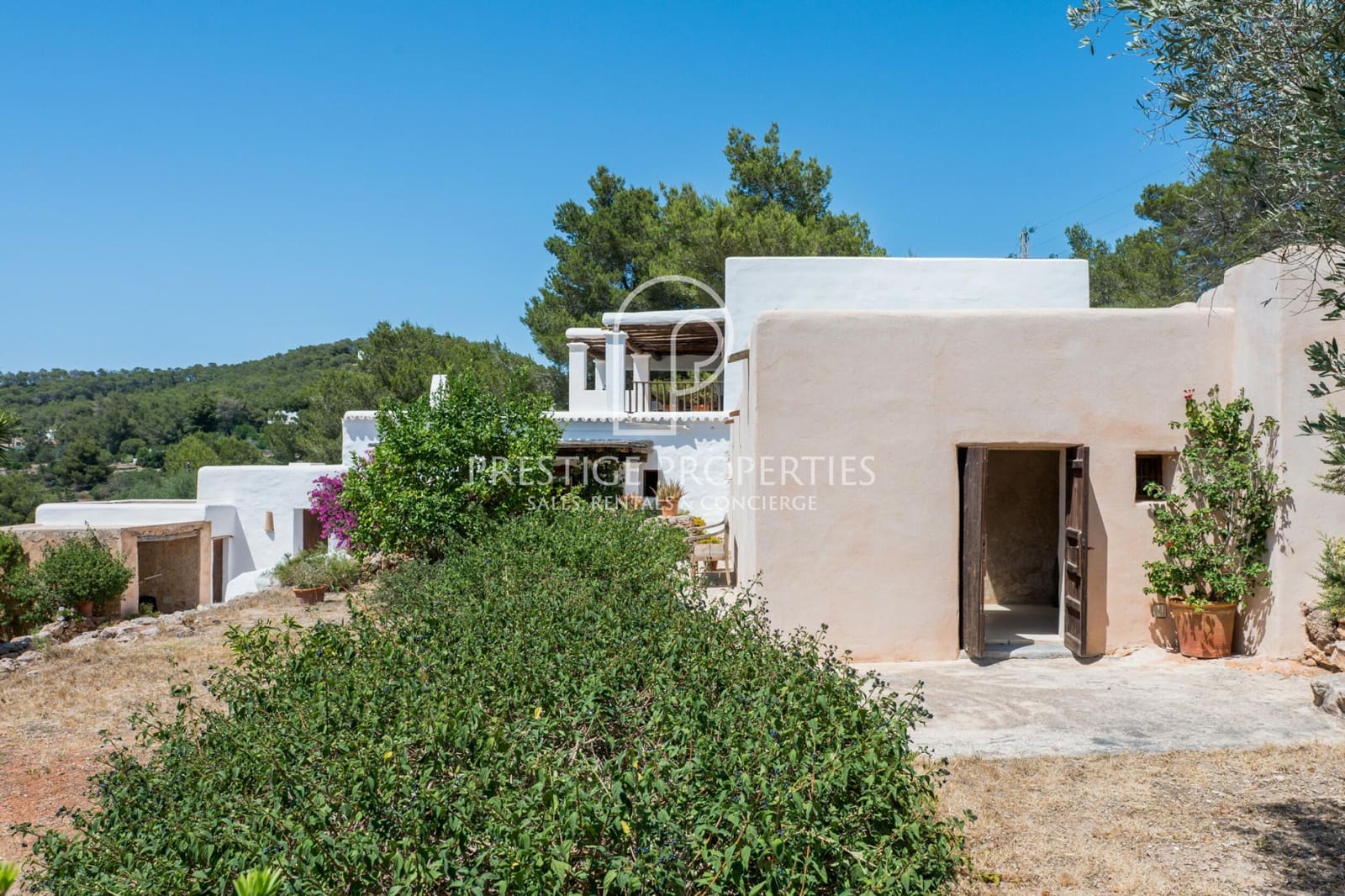 5 bedroom Finca/Country House for sale in Santa Eulalia / Santa Eularia with garage - € 3,500,000 (Ref: 9961837)