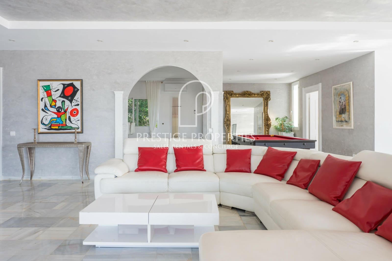 12 makuuhuone Huvila myytävänä paikassa Santa Eulalia / Santa Eularia mukana uima-altaan 
autotalli - 13 500 000 € (Ref: 9986228)