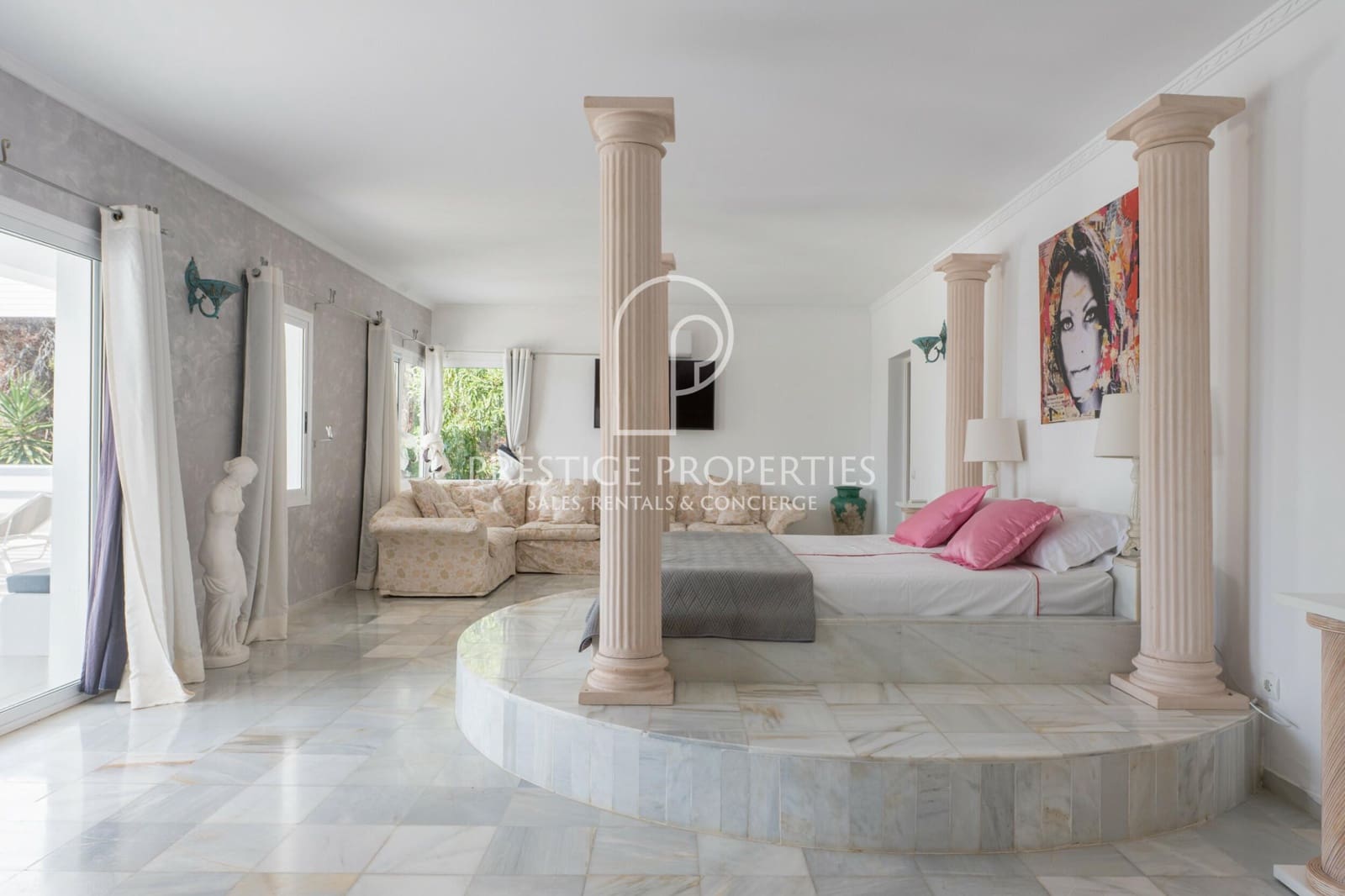 12 makuuhuone Huvila myytävänä paikassa Santa Eulalia / Santa Eularia mukana uima-altaan 
autotalli - 13 500 000 € (Ref: 9986228)