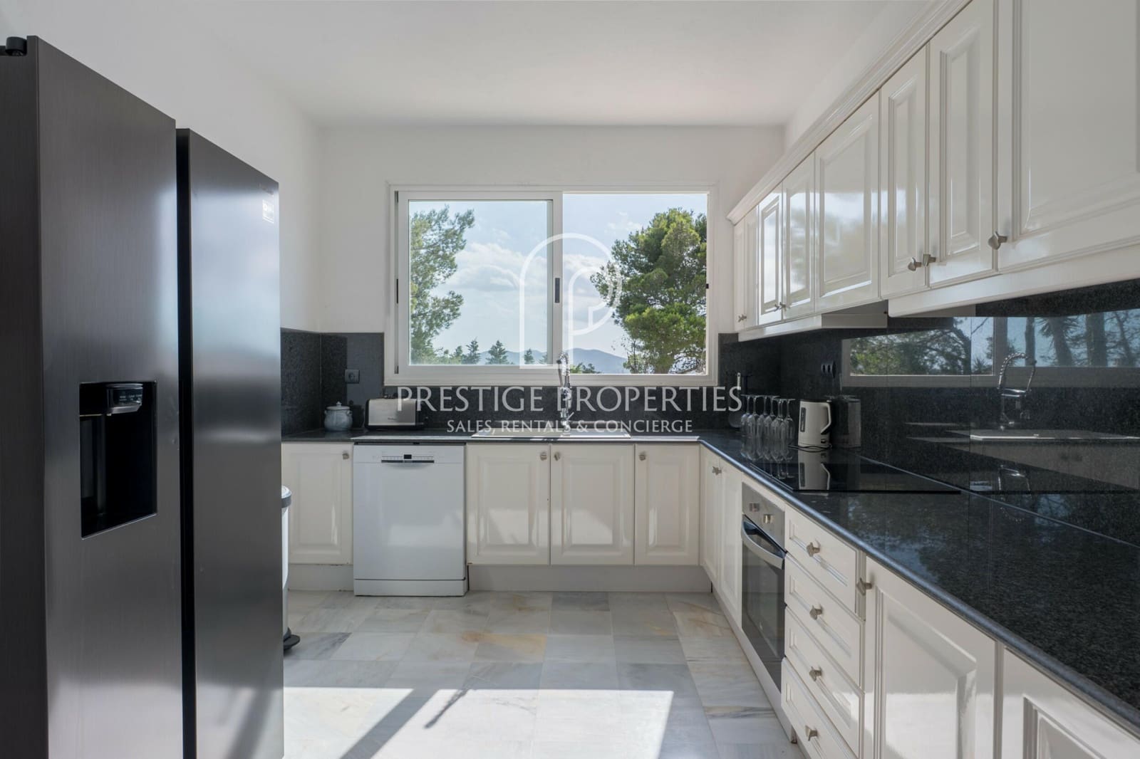 12 makuuhuone Huvila myytävänä paikassa Santa Eulalia / Santa Eularia mukana uima-altaan 
autotalli - 13 500 000 € (Ref: 9986228)
