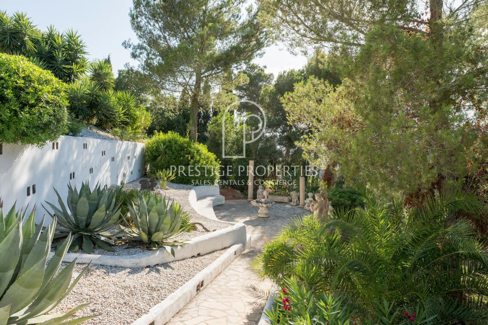 12 makuuhuone Huvila myytävänä paikassa Santa Eulalia / Santa Eularia mukana uima-altaan 
autotalli - 13 500 000 € (Ref: 9986228)