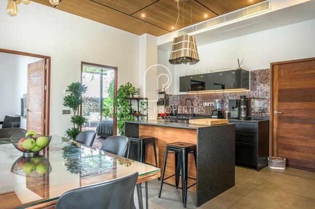 Apartamento de 3 habitaciones en San Jose / Sant Josep de Sa Talaia en venta con piscina garaje - 1.150.000 € (Ref: 9986229)