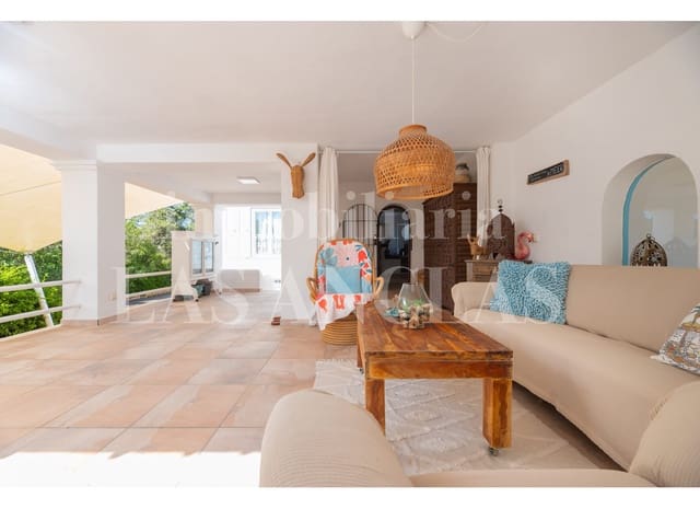 Chalet de 3 habitaciones en San Jose / Sant Josep de Sa Talaia en venta con piscina garaje - 2.350.000 € (Ref: 10014773)