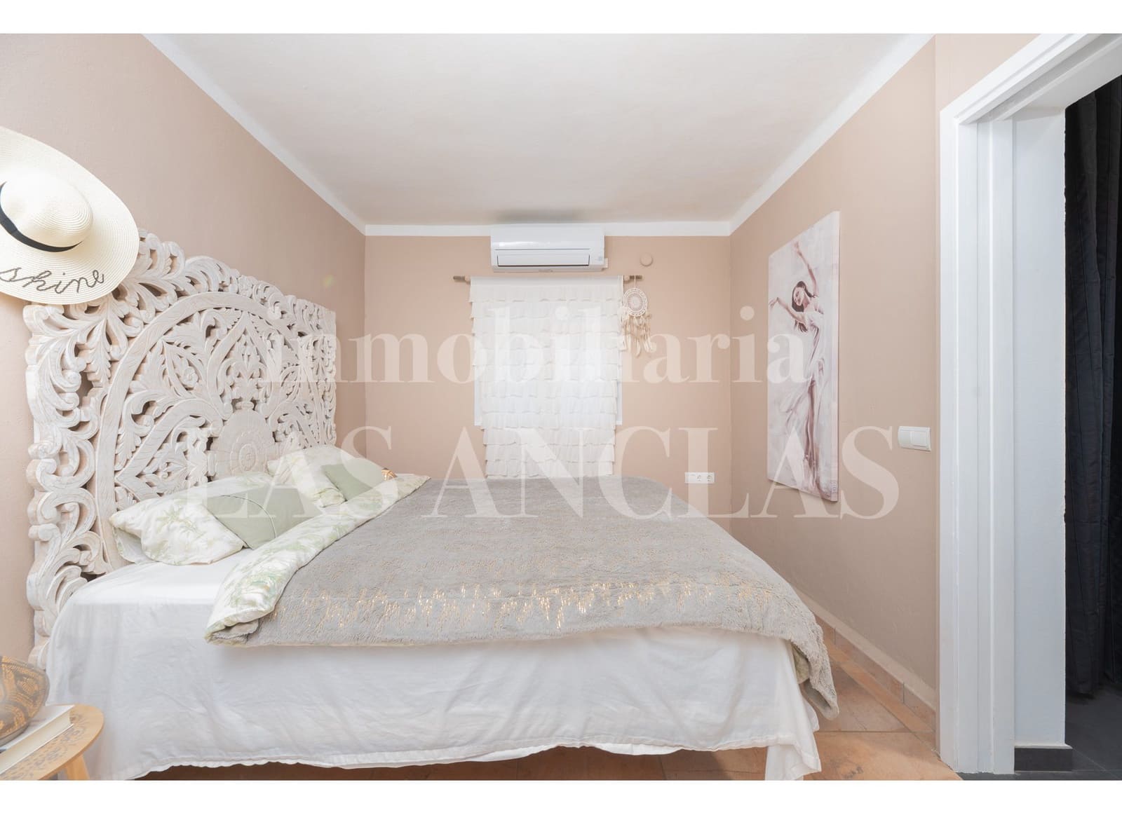 Chalet de 3 habitaciones en San Jose / Sant Josep de Sa Talaia en venta con piscina garaje - 2.350.000 € (Ref: 10014773)