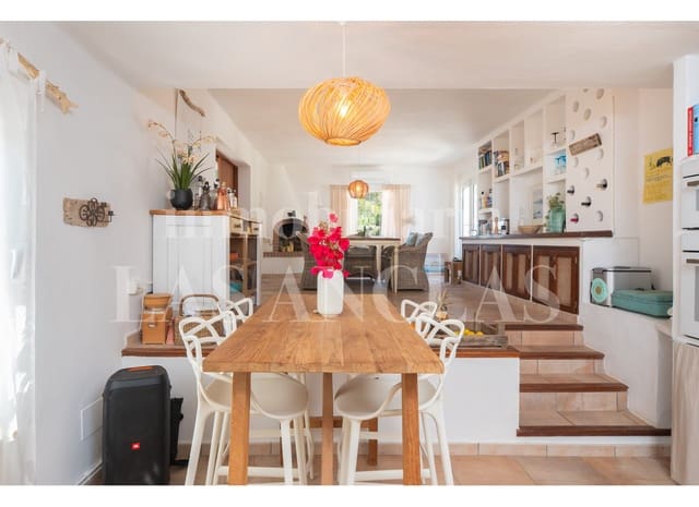 Chalet de 3 habitaciones en San Jose / Sant Josep de Sa Talaia en venta con piscina garaje - 2.350.000 € (Ref: 10014773)