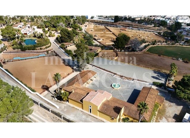 11 makuuhuone Huvila myytävänä paikassa Sant Rafael de Sa Creu, Sant Antoni de Portmany mukana uima-altaan 
autotalli - 35 000 000 € (Ref: 10014895)