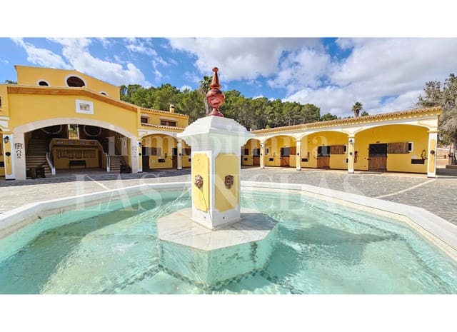 11 makuuhuone Huvila myytävänä paikassa Sant Rafael de Sa Creu, Sant Antoni de Portmany mukana uima-altaan 
autotalli - 35 000 000 € (Ref: 10014895)