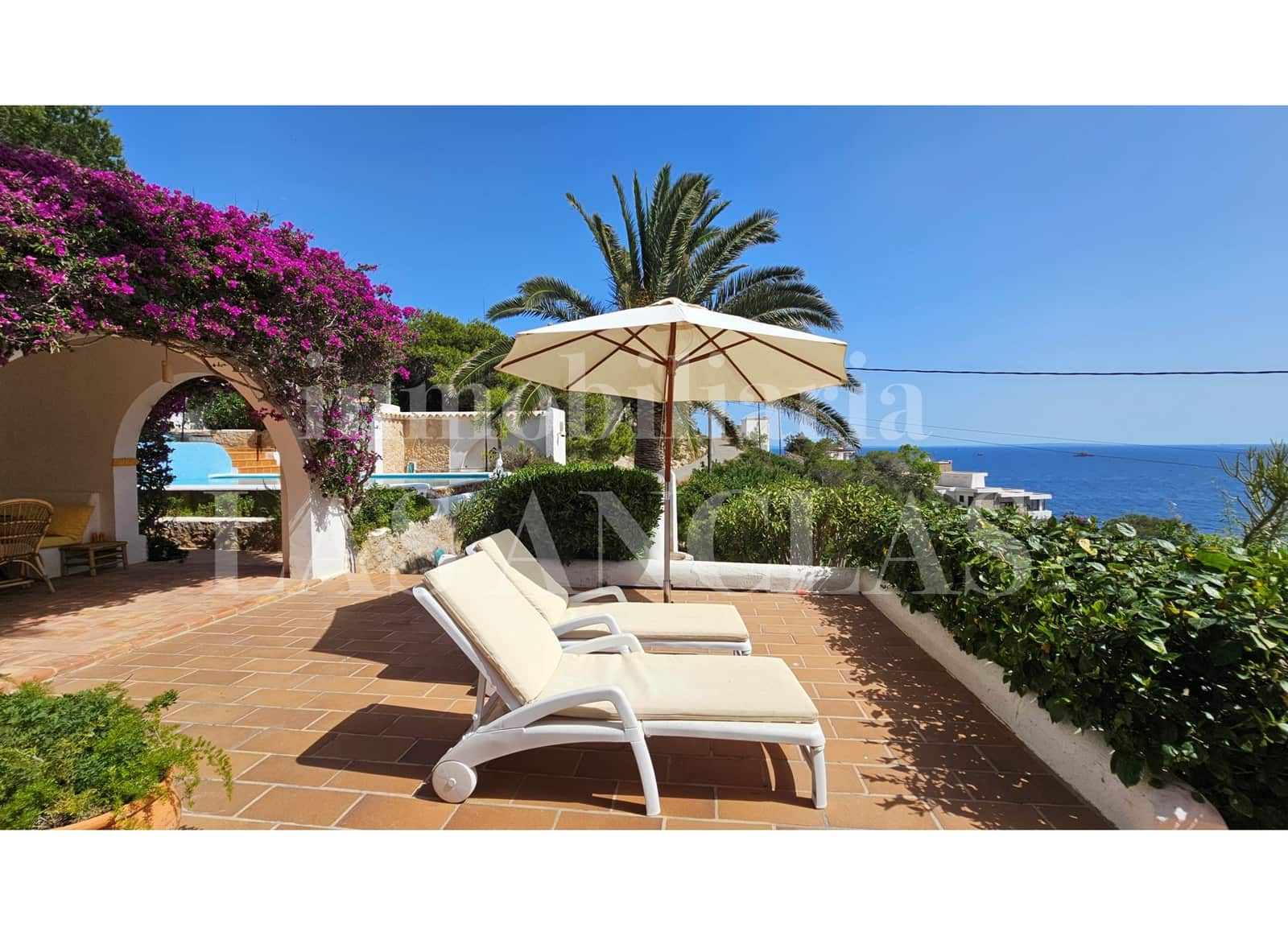 3 bedroom Villa for sale in Ibiza / Eivissa town with pool garage - € 1,850,000 (Ref: 10019495)