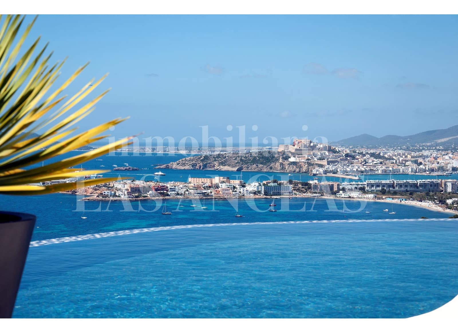 4 quarto Moradia para venda em Talamanca com piscina - 10 900 000 € (Ref: 10026149)