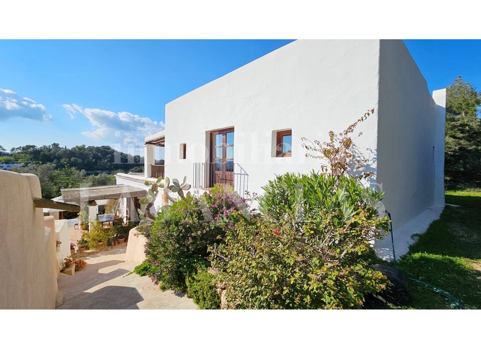 6 bedroom Finca/Country House for sale in Nuestra Senora de Jesus - € 3,500,000 (Ref: 10035949)