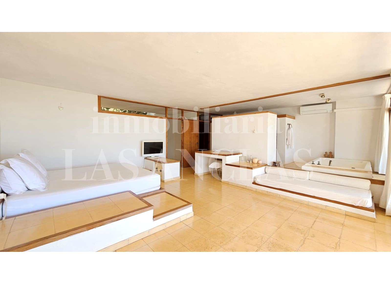 3 Zimmer Reihenhaus zu verkaufen in Nuestra Senora de Jesus mit Pool - 2.200.000 € (Ref: 10054483)