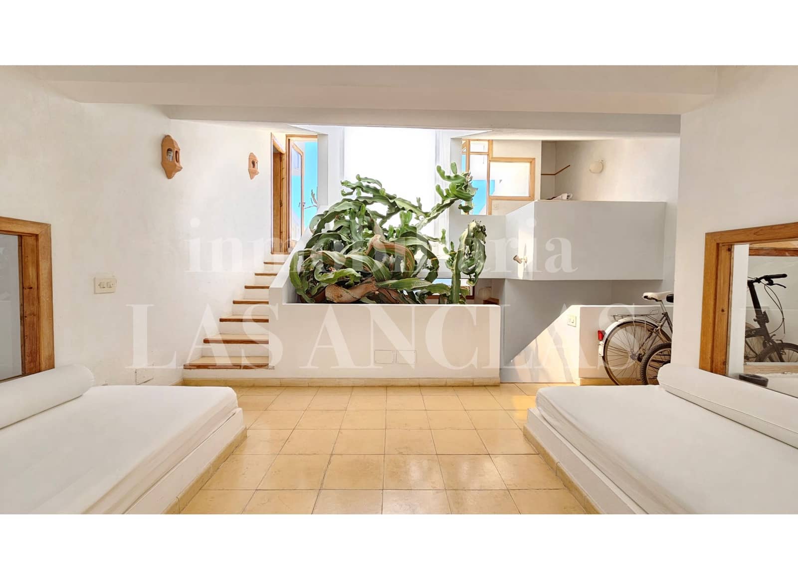 3 Zimmer Reihenhaus zu verkaufen in Nuestra Senora de Jesus mit Pool - 2.200.000 € (Ref: 10054483)